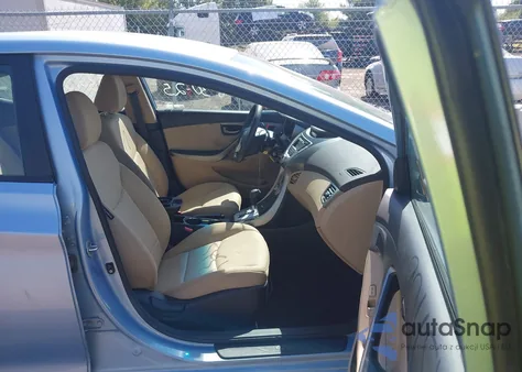 2012 Hyundai Elantra Gls (Ulsan Plant) z USA, uszkodzony, nr VIN KMHDH4AE1CU314597